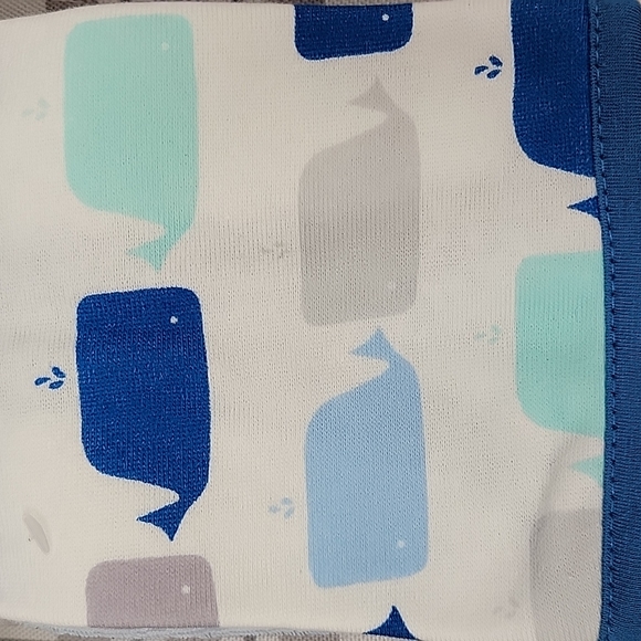 Cloud Island 6 - Pack Whale Lightweight Washcloths - Picture 3 of 3
